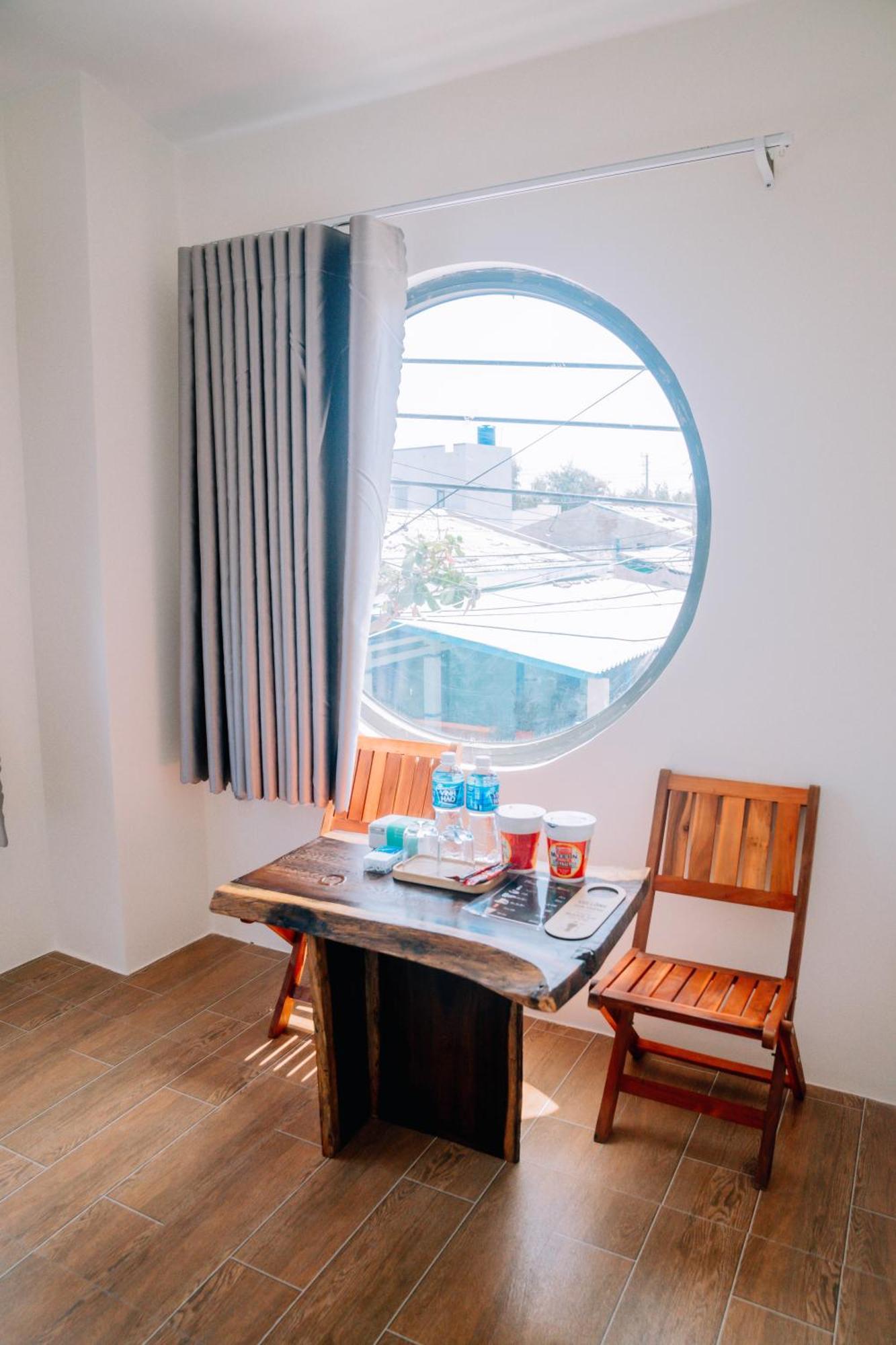 Thuyen Xua Homestay Dao Phu Quy Cu Lao Thu Esterno foto